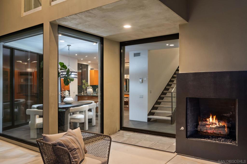 Del Mar - Residential