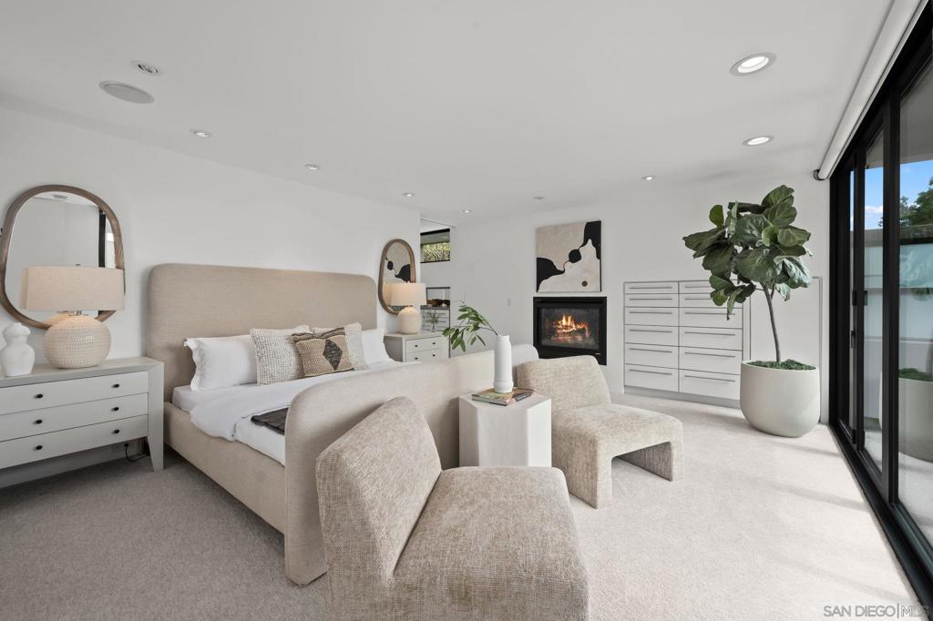 Del Mar - Residential