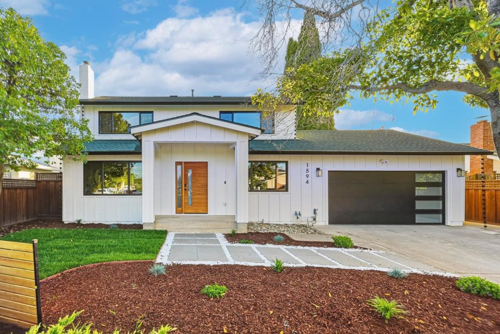 1594 Inverness Circle