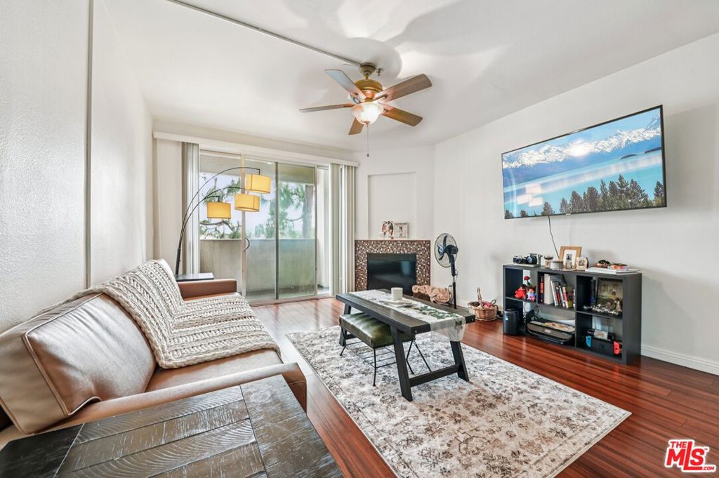 Located in the heart of Downtown Long Beach, this updated 2-bedroom, 2-bath condo offers light-filled living and access to resort-style amenities. The layout is open and functional, with in-unit laundry, plenty of storage, and bedrooms on opposite sides of the unit for added privacy. This setup works well for guests, roommates, or a dedicated home office. The condo is currently tenant-occupied, with the lease set to expire in October. Additional features include Amazon package storage, two tandem parking spaces in a secured garage, and rooftop amenities including a pool and jacuzzi. The building is beautifully maintained with lush landscaping, peaceful fountains, and comfortable shared spaces. Just blocks from Pine Avenue, The Pike, Shoreline Village, the beach, and the Metro A Line, this home puts you at the center of Long Beach's best restaurants, shops, and attractions.