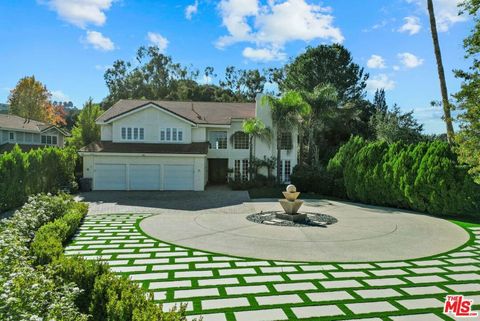 Tiny photo for 22241 Alizondo Drive, Woodland Hills, CA 91364 (MLS # 26660161)