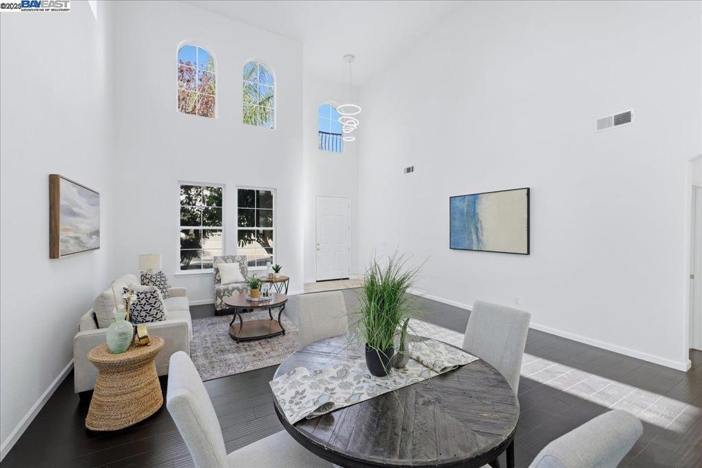 DEER VALLEY - Residential