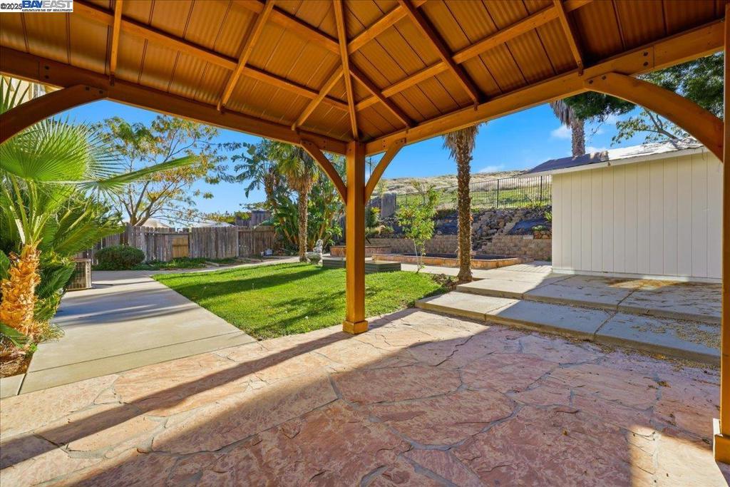 DEER VALLEY - Residential