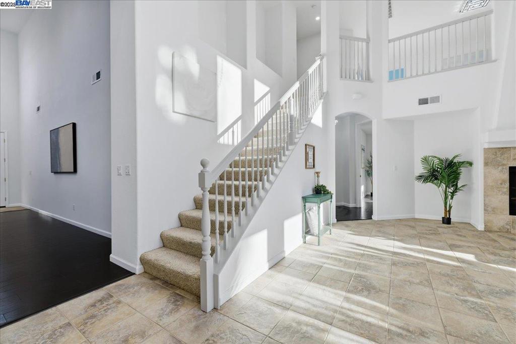 DEER VALLEY - Residential