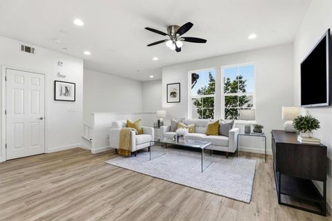 Photo of 500 Alvarez Cmn, Milpitas, CA 95035 (MLS # ML82039900)