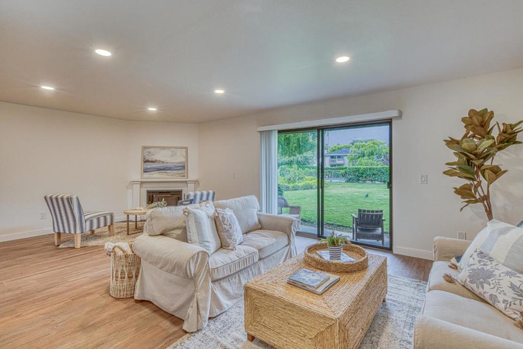 3850 Rio Road 24