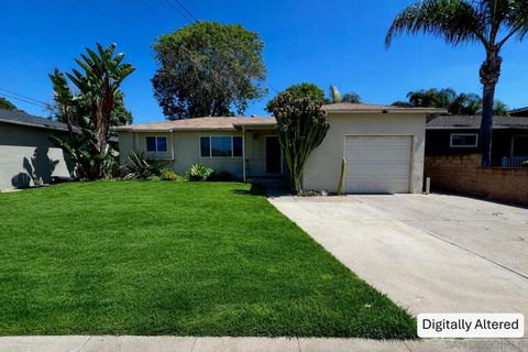 Photo of 1430 Marshall Street St, Oceanside, CA 92054 (MLS # 260008918SD)