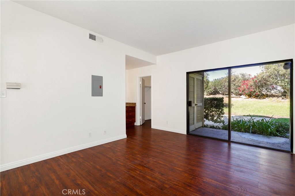 The Lakes - Residential