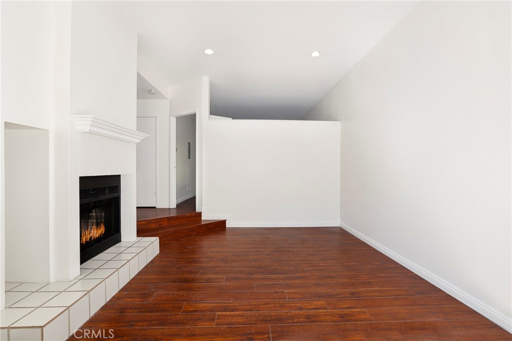 The Lakes - Residential