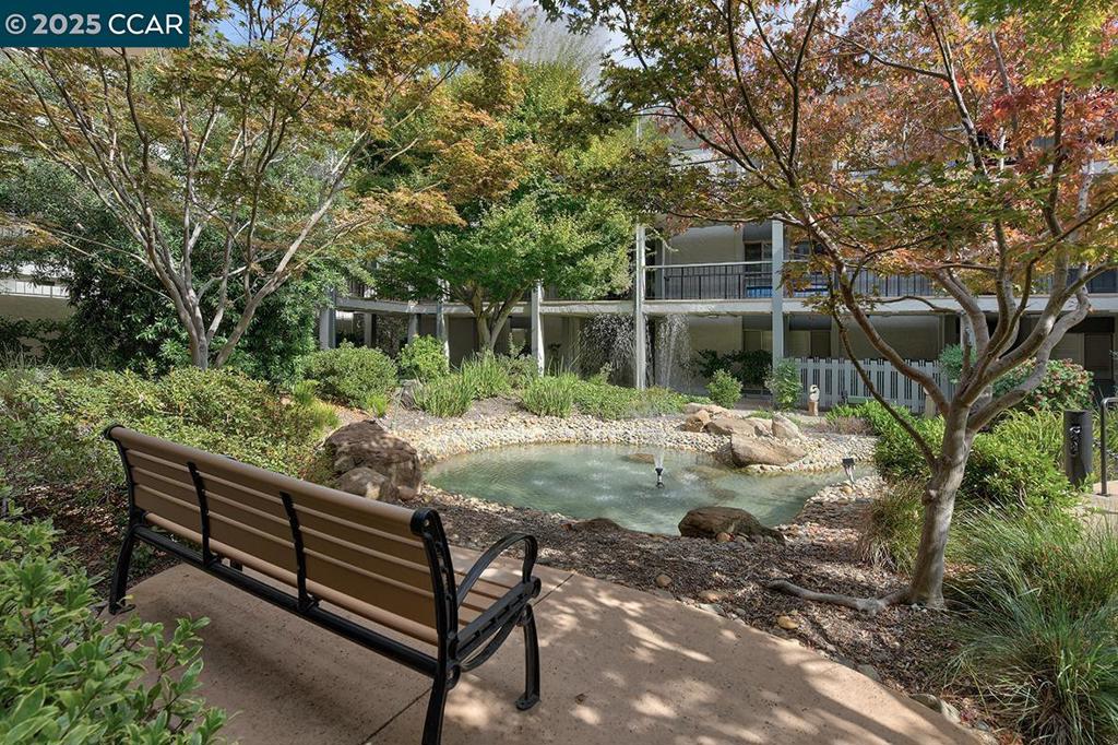 ROSSMOOR - Residential