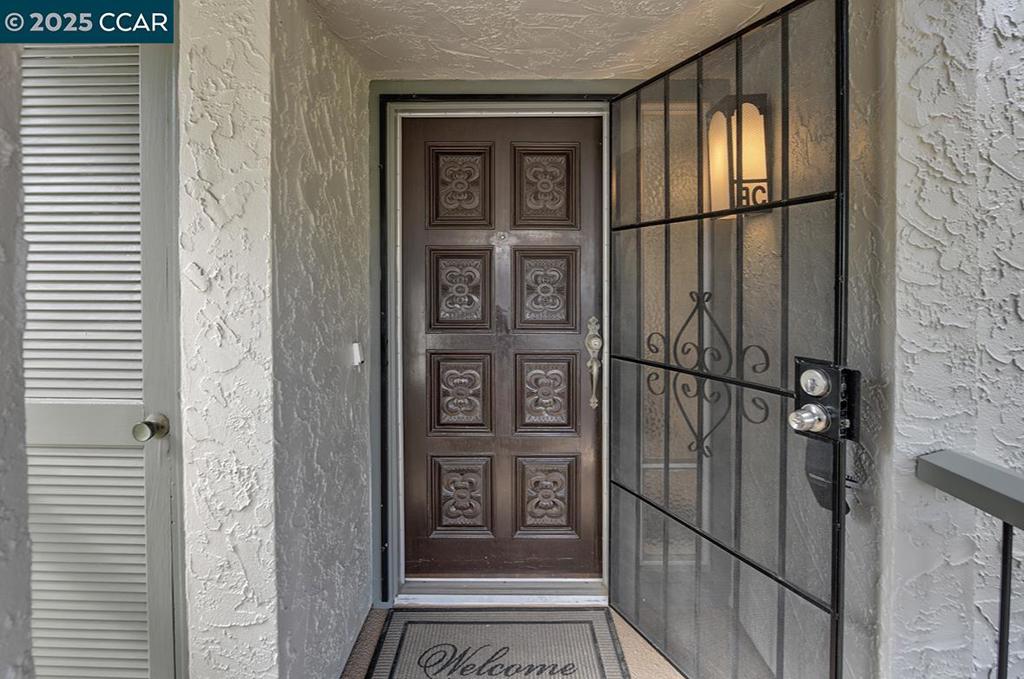 ROSSMOOR - Residential