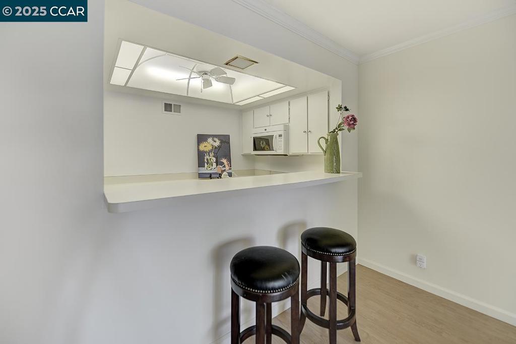 ROSSMOOR - Residential