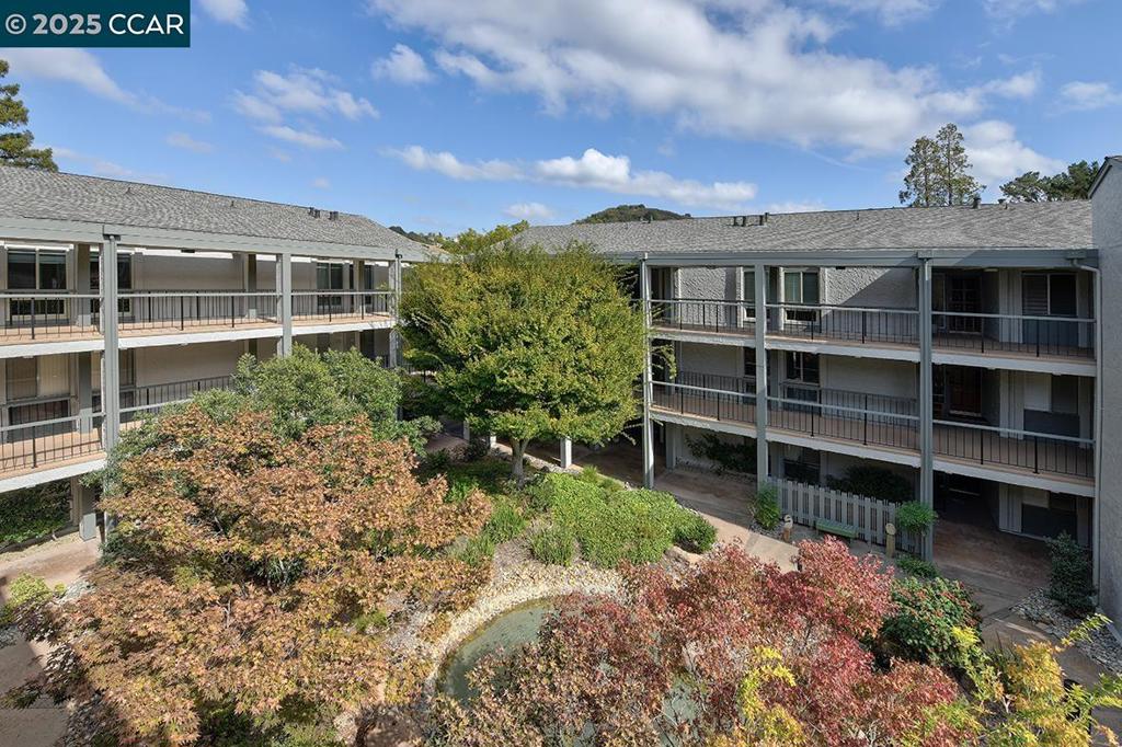 ROSSMOOR - Residential