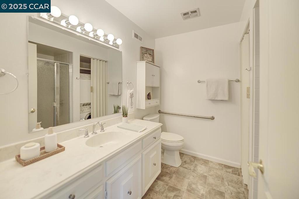 ROSSMOOR - Residential