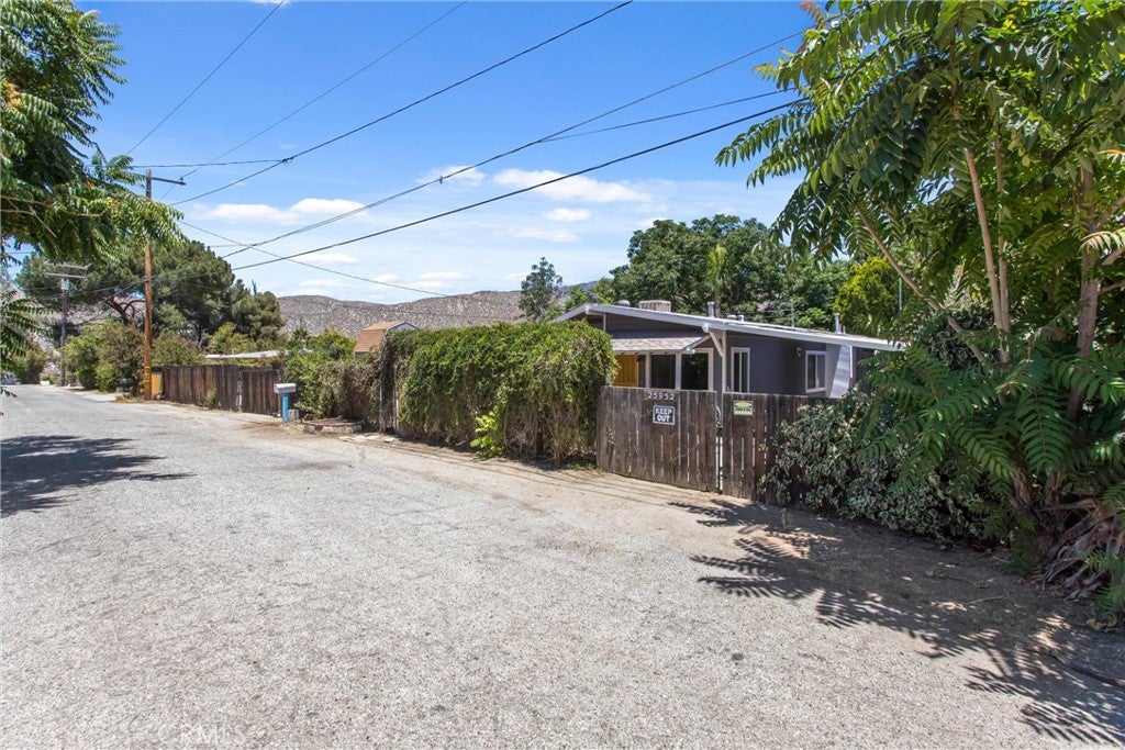 25952 Valle Vue Place