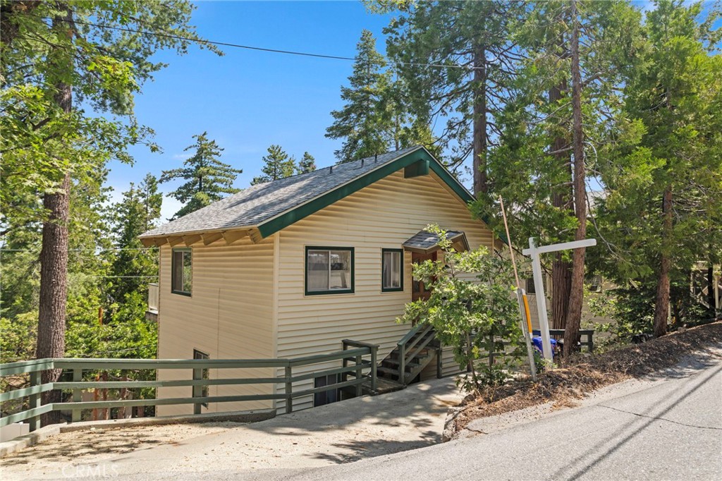 Twin Peaks (TWIN) - Residential