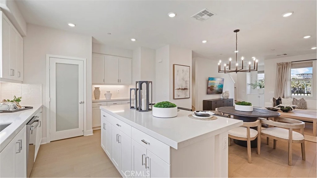 1750 E Park Street 20