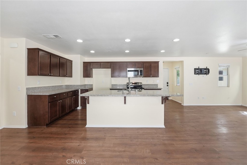 1422 Silverberry Lane