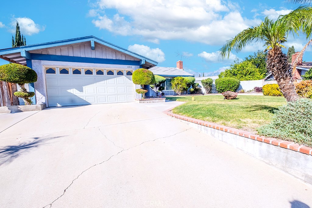 1355 N Orange Avenue