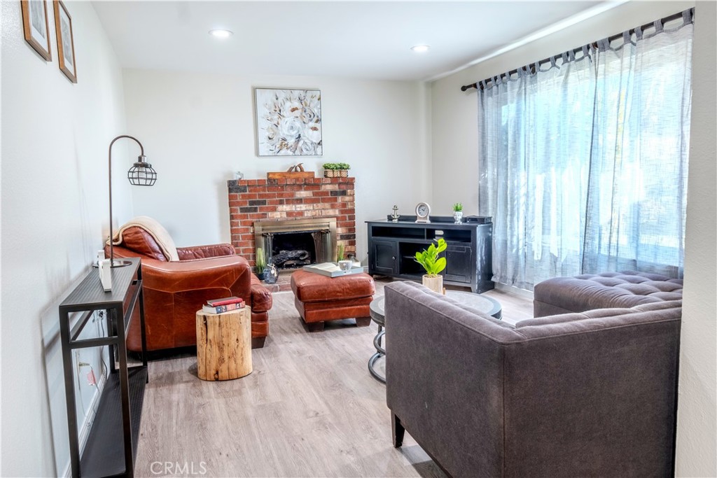 1355 N Orange Avenue