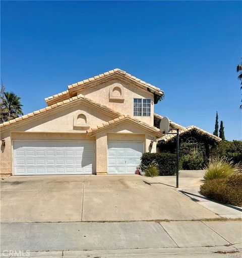 Photo of 5115 Claro Way, Palmdale, CA 93551 (MLS # PW26079154)