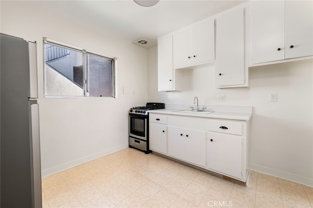 Belmont Shore (BSD) - Residential Income