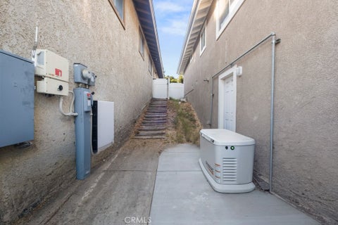 Tiny photo for 885 Masterson Drive, Thousand Oaks, CA 91360 (MLS # SR26192606)