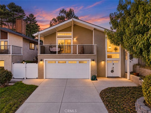 Photo of 885 Masterson Drive, Thousand Oaks, CA 91360 (MLS # SR26192606)