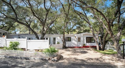 Photo of 124 Merry Oak Lane, Westlake Village, CA 91361 (MLS # 226001020)