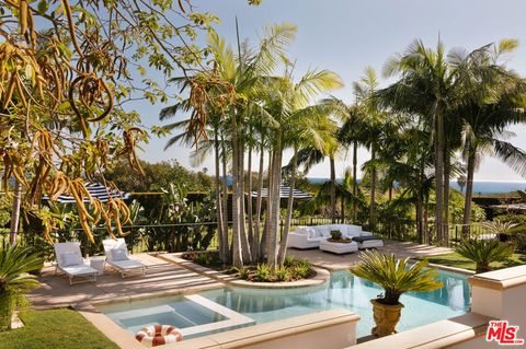 Photo of 26799 Sea Vista Drive, Malibu, CA 90265 (MLS # 26668671)