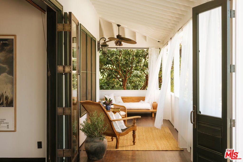 Photo of 26799 Sea Vista Drive, Malibu, CA 90265 (MLS # 26668671)