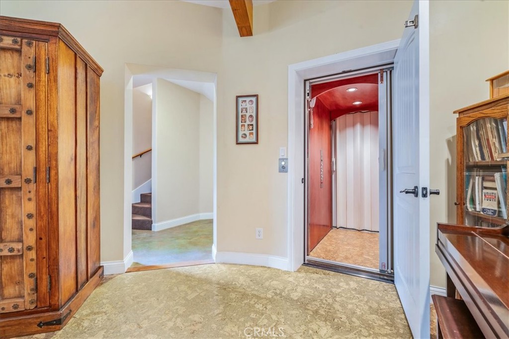 Morro Creek Rd (790) - Residential