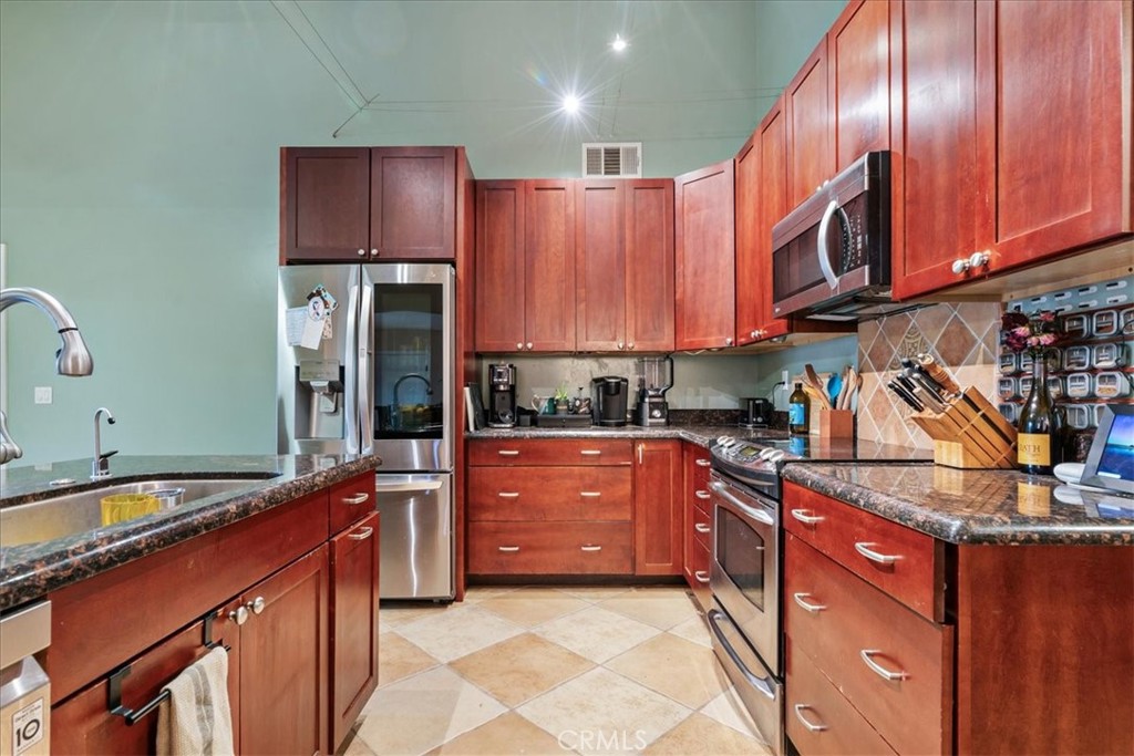 Morro Creek Rd (790) - Residential