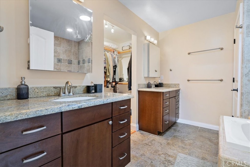 Morro Creek Rd (790) - Residential