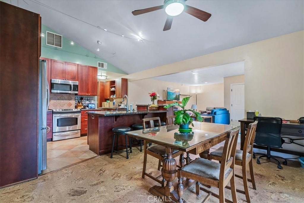 Morro Creek Rd (790) - Residential