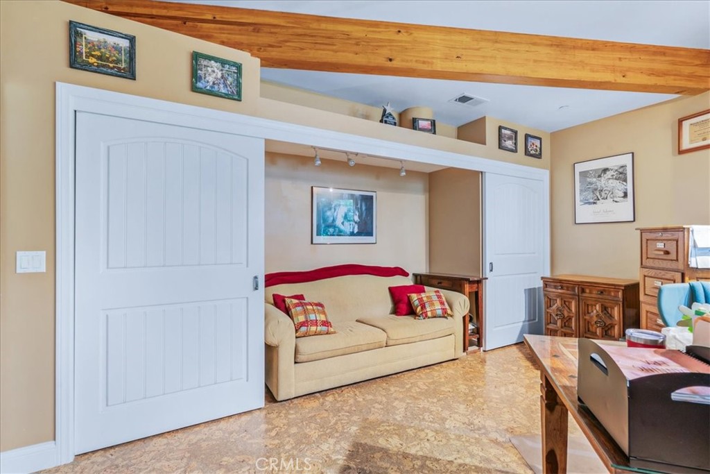 Morro Creek Rd (790) - Residential