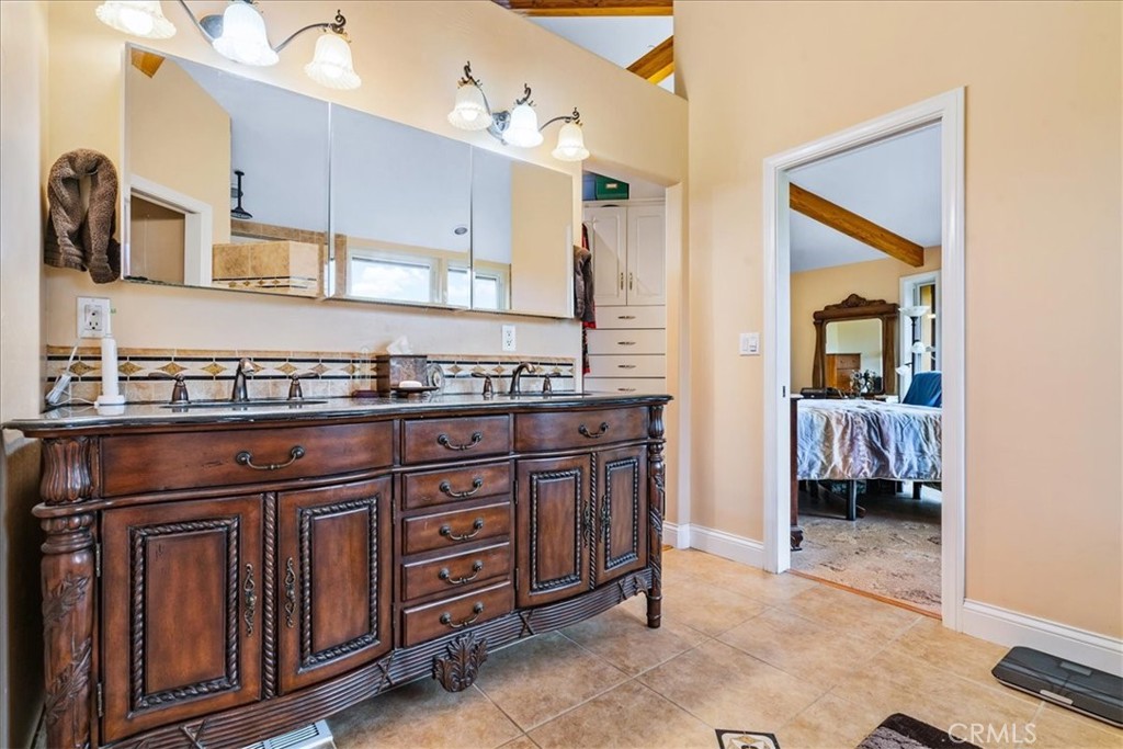 Morro Creek Rd (790) - Residential