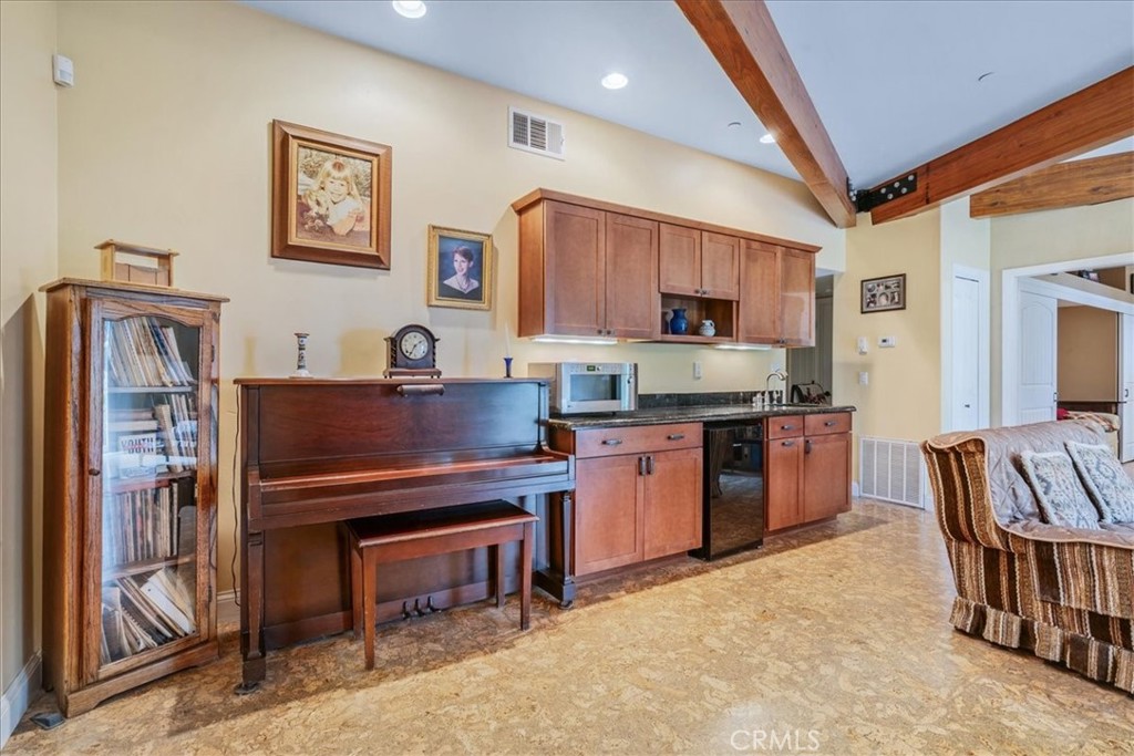 Morro Creek Rd (790) - Residential