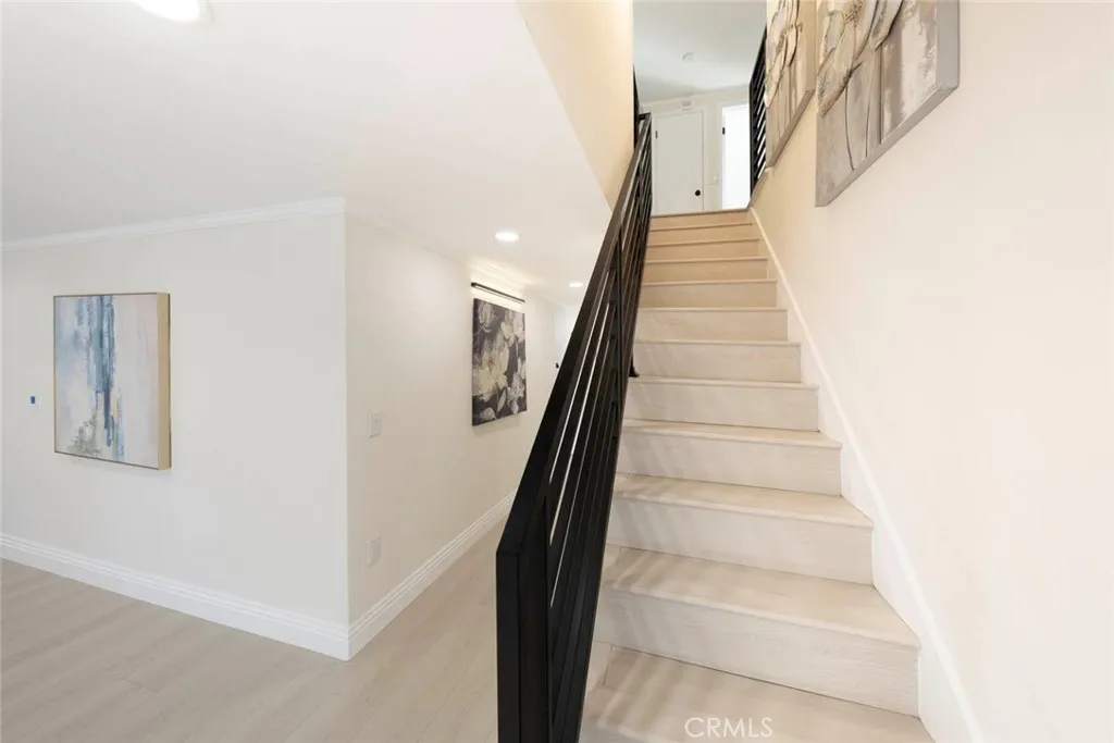 Huntington Beach, California 92647, United States, 4 Bedrooms Bedrooms, ,3 BathroomsBathrooms,Residential,Active,240310