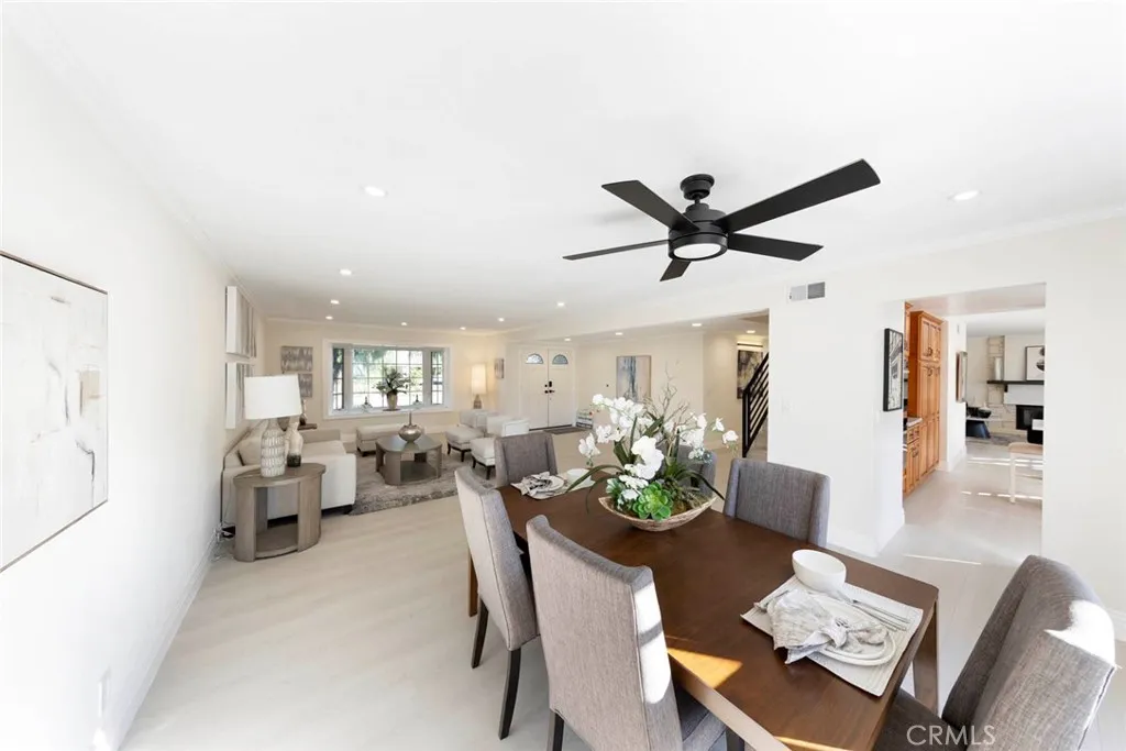 Huntington Beach, California 92647, United States, 4 Bedrooms Bedrooms, ,3 BathroomsBathrooms,Residential,Active,240310