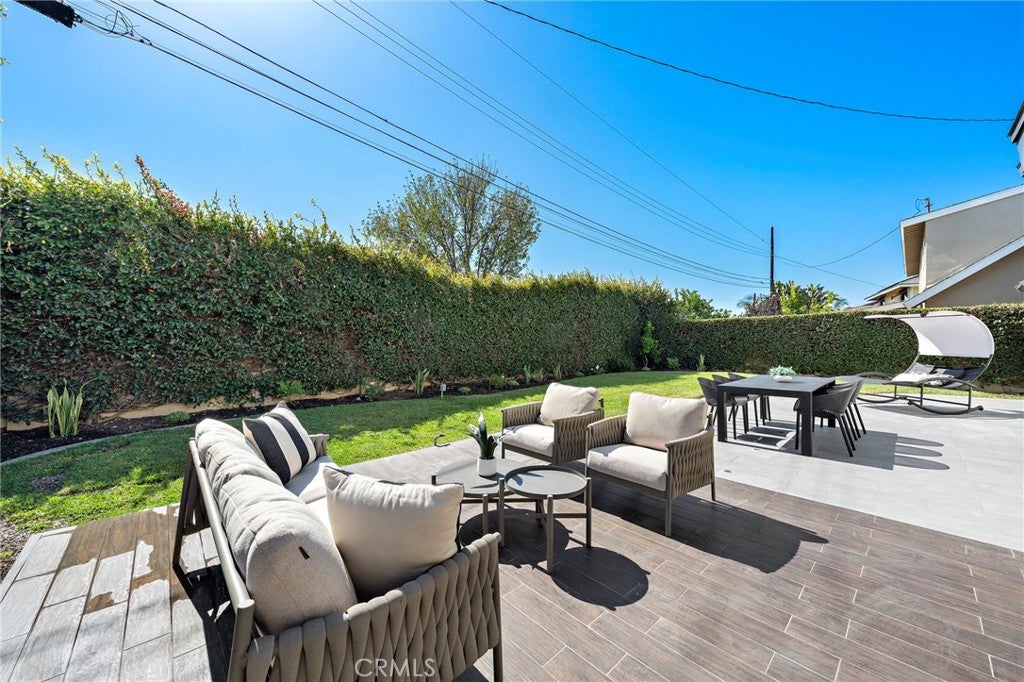 21891 Starfire Lane, Huntington Beach CA 92646 - Photo 30