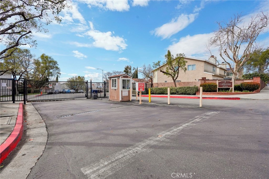 11465 Fox Hollow Lane