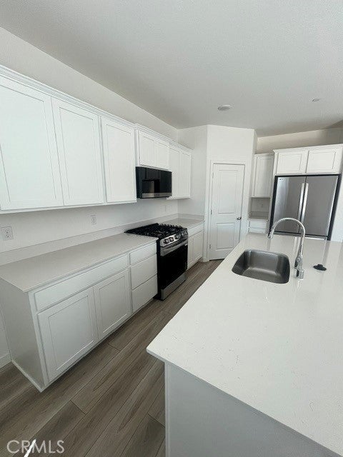 4115 Scarlet Court