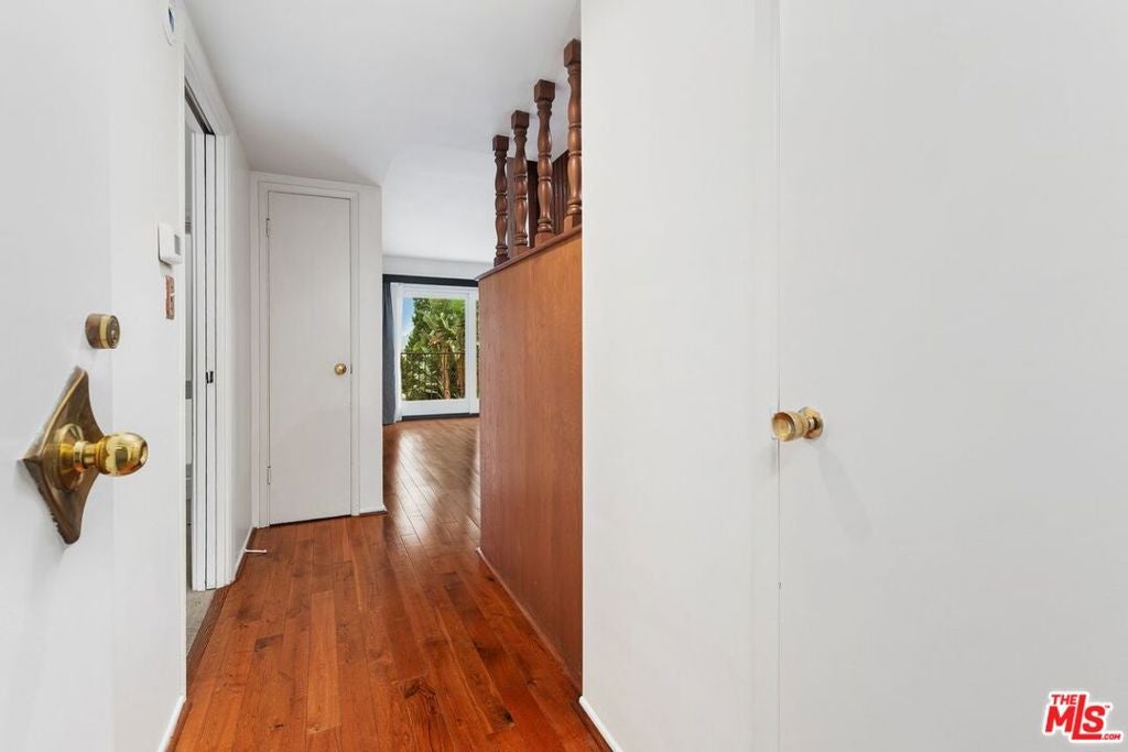 3407 Huxley Street 29, Los Angeles CA 90027