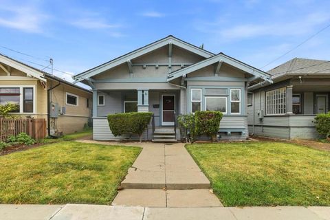 Photo of 287 N 10th Street, San Jose, CA 95112 (MLS # ML82049118)