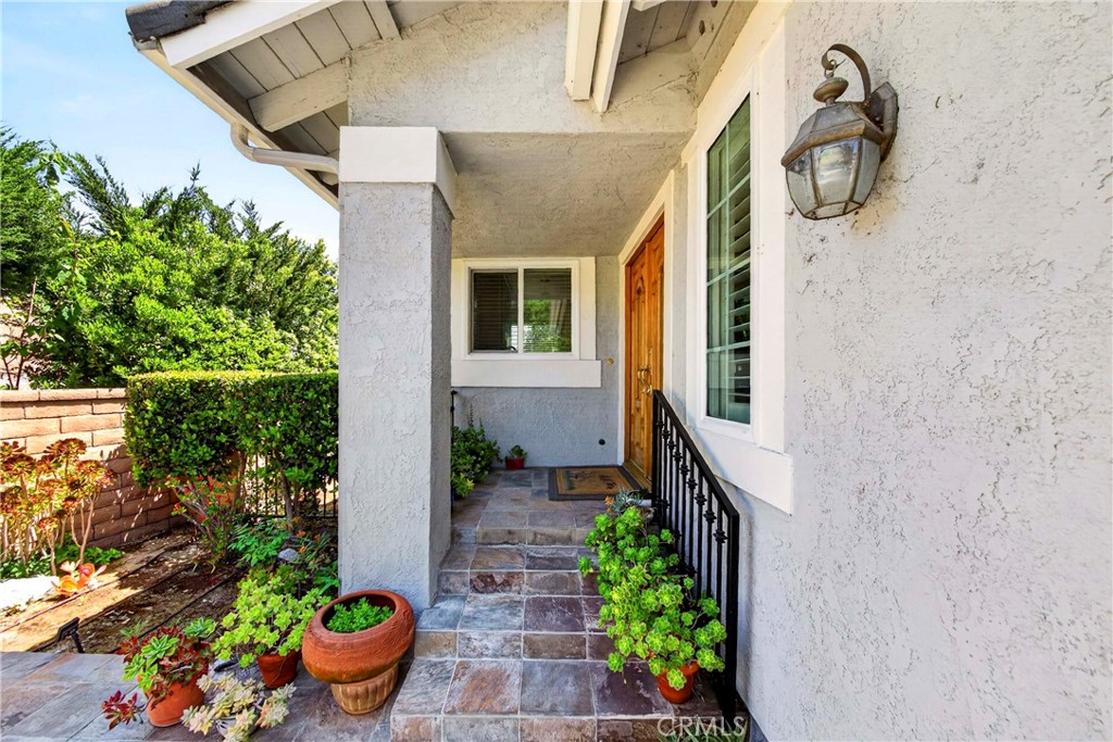 14 Rainbow Ridge