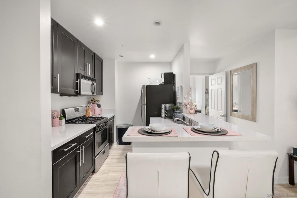 1625 Hotel Circle S C309