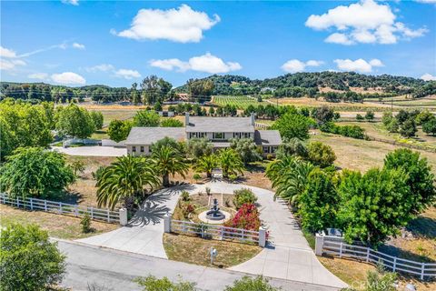 19441 Calle Teresa Murrieta CA 92562