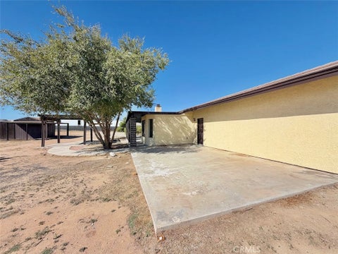 Tiny photo for 18075 Verano ST, Hesperia, CA 92345 (MLS # IV26225521)