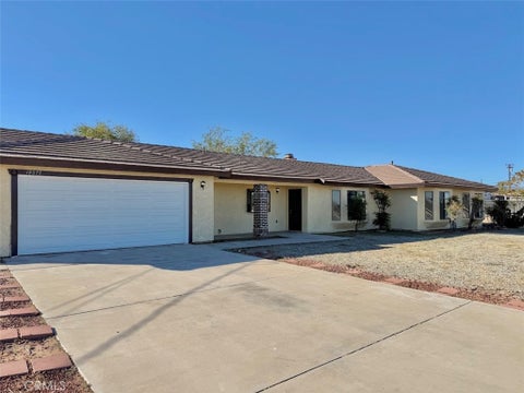 Tiny photo for 18075 Verano ST, Hesperia, CA 92345 (MLS # IV26225521)